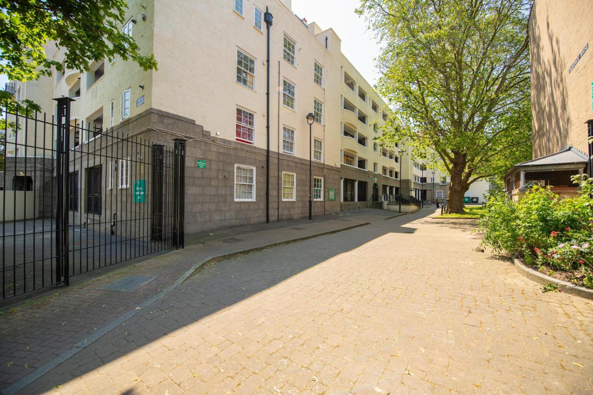 Stylish Central Kings Cross 2 Bedroom Flat Лондон Екстер'єр фото